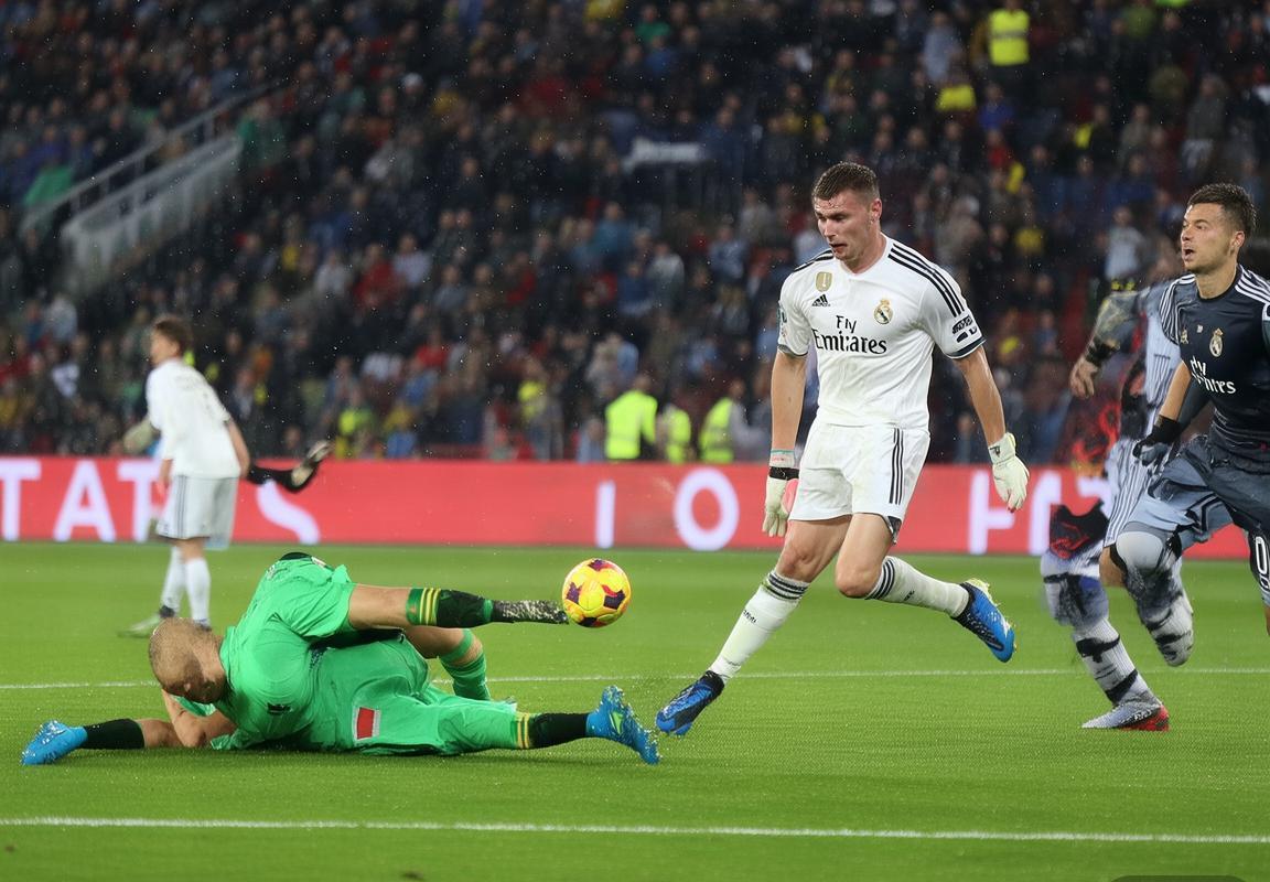 皇马欧冠生死战迎曼城：西甲冠军已失，皇家马德里背水一战